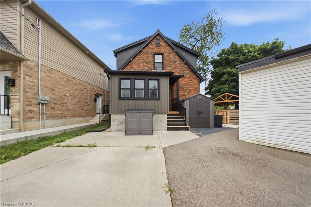 175 Grand River Avenue Property Photo 30