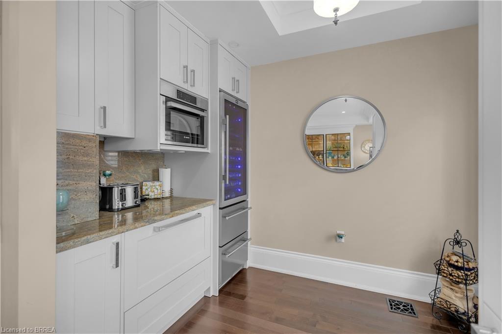 220 Sheridan Street Property Photo 12