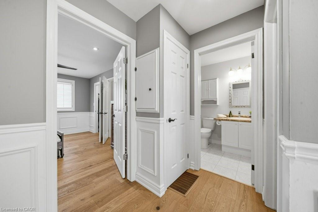 25-4045 Upper Middle Road Property Photo 25