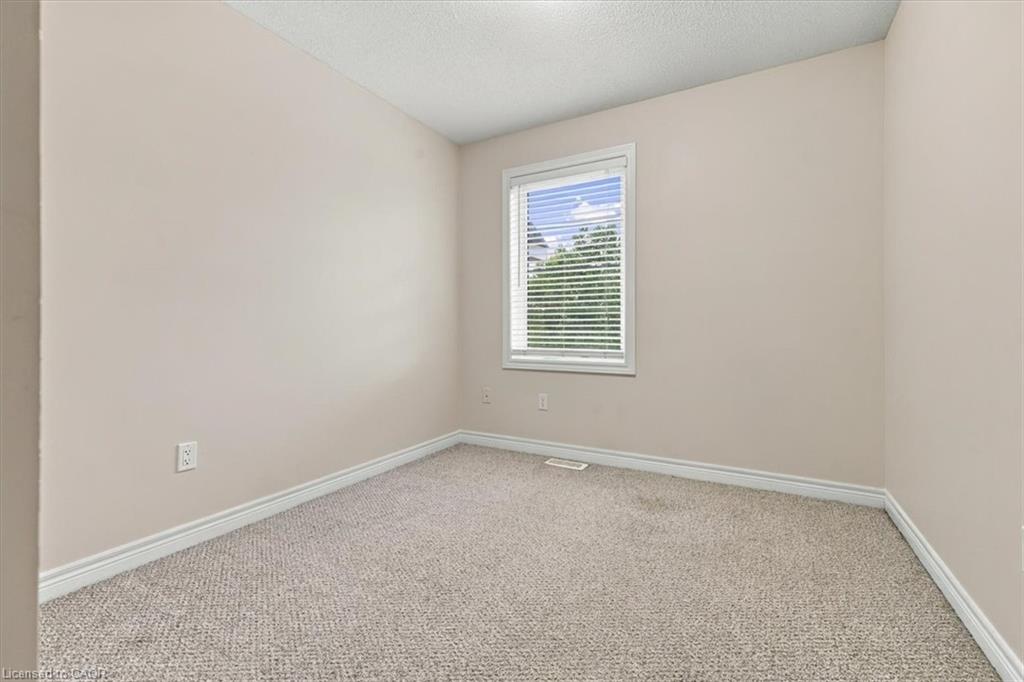2328 Whistling Springs Crescent Property Photo 16