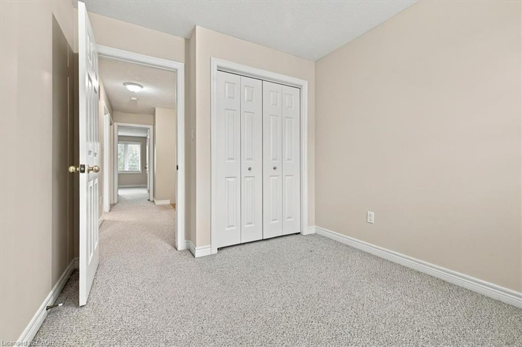 2328 Whistling Springs Crescent Property Photo 17