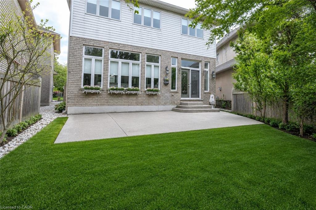 79 Moorland Crescent Property Photo 3