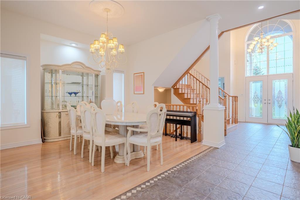 79 Moorland Crescent Property Photo 8
