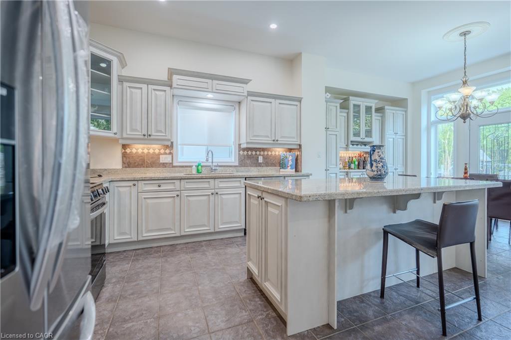 79 Moorland Crescent Property Photo 14