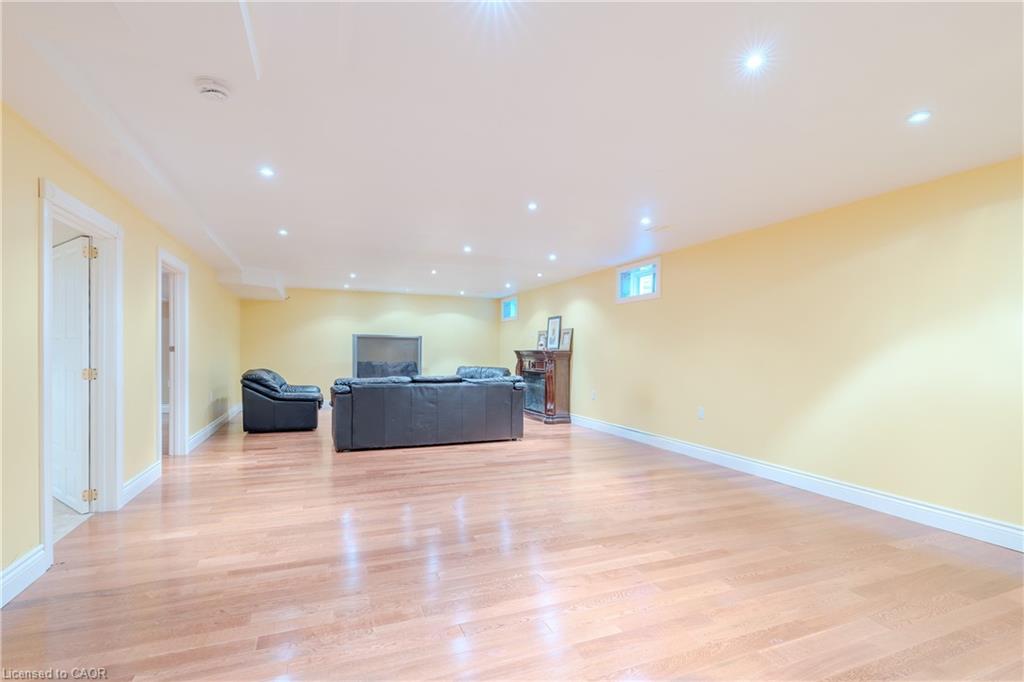 79 Moorland Crescent Property Photo 31