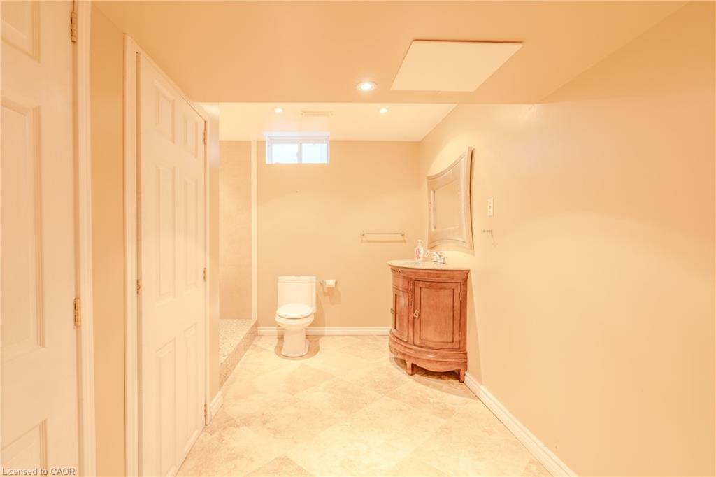 79 Moorland Crescent Property Photo 37