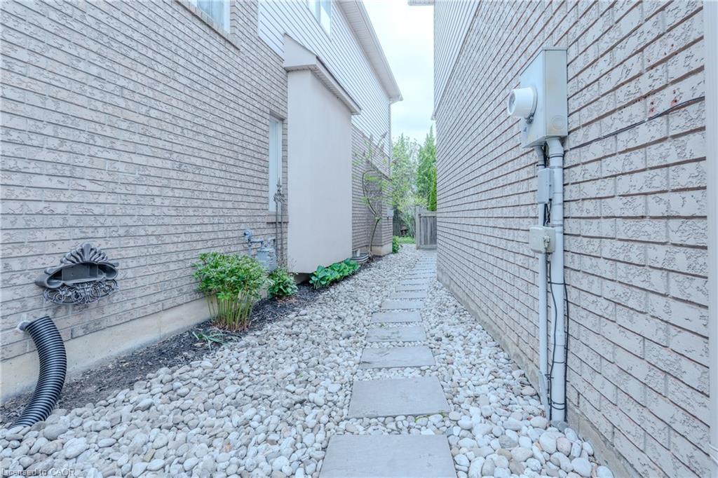 79 Moorland Crescent Property Photo 39