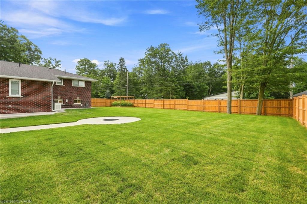 4861 Mapleview Crescent Property Photo 40