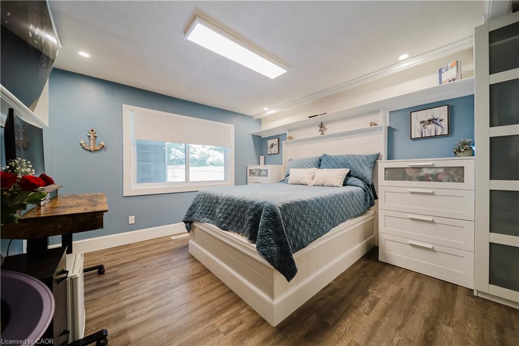 99 John Street W Property Photo 20