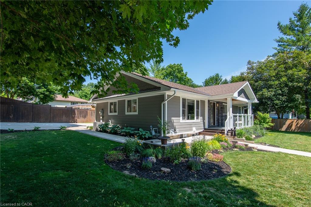 99 John Street W Property Photo 44