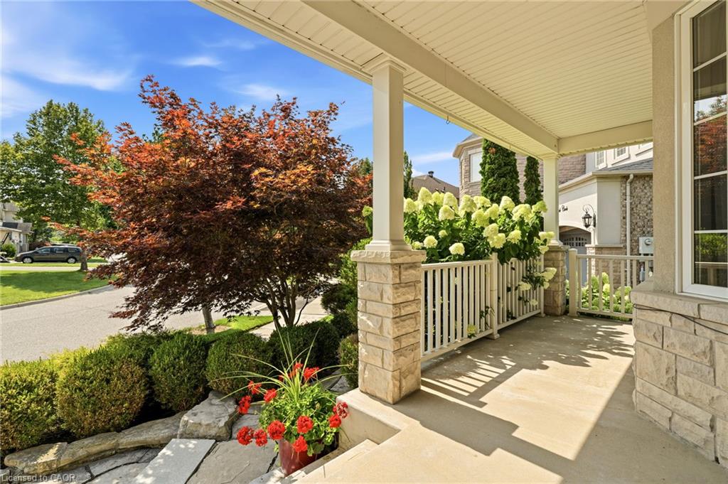 536 Cusick Circle Property Photo 3