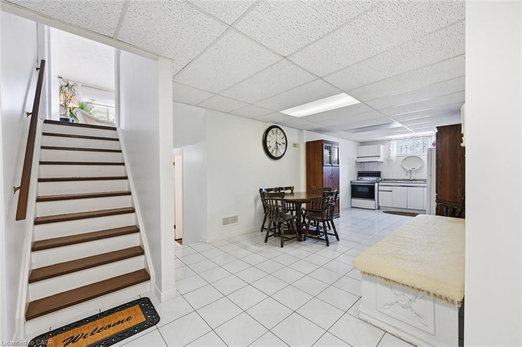83 Oakridge Drive Property Photo 30
