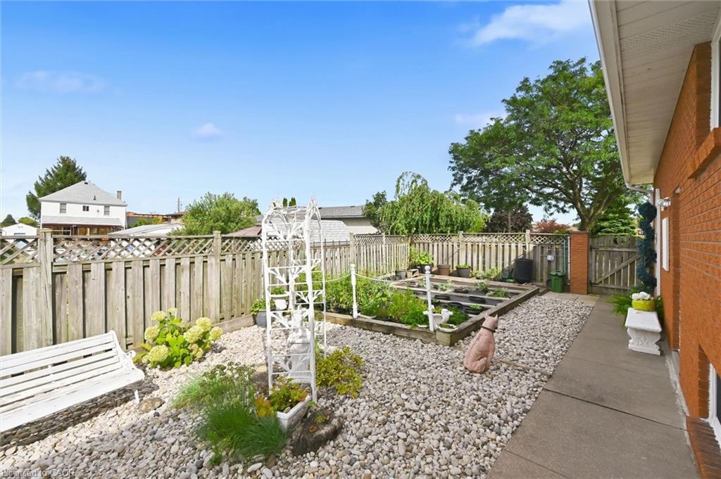 83 Oakridge Drive Property Photo 47