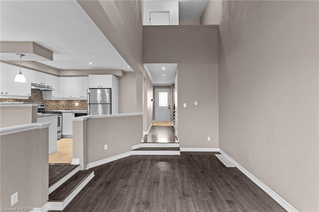 12-12 Lankin Boulevard Property Photo 10