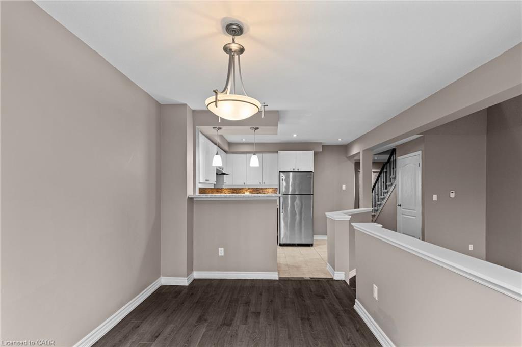 12-12 Lankin Boulevard Property Photo 17