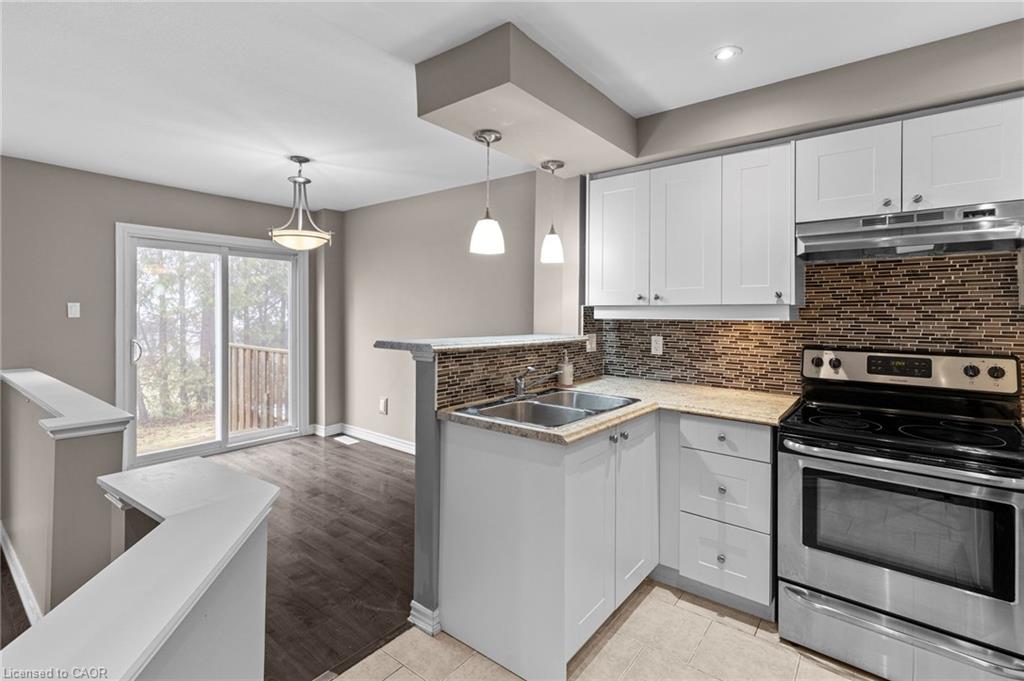 12-12 Lankin Boulevard Property Photo 20