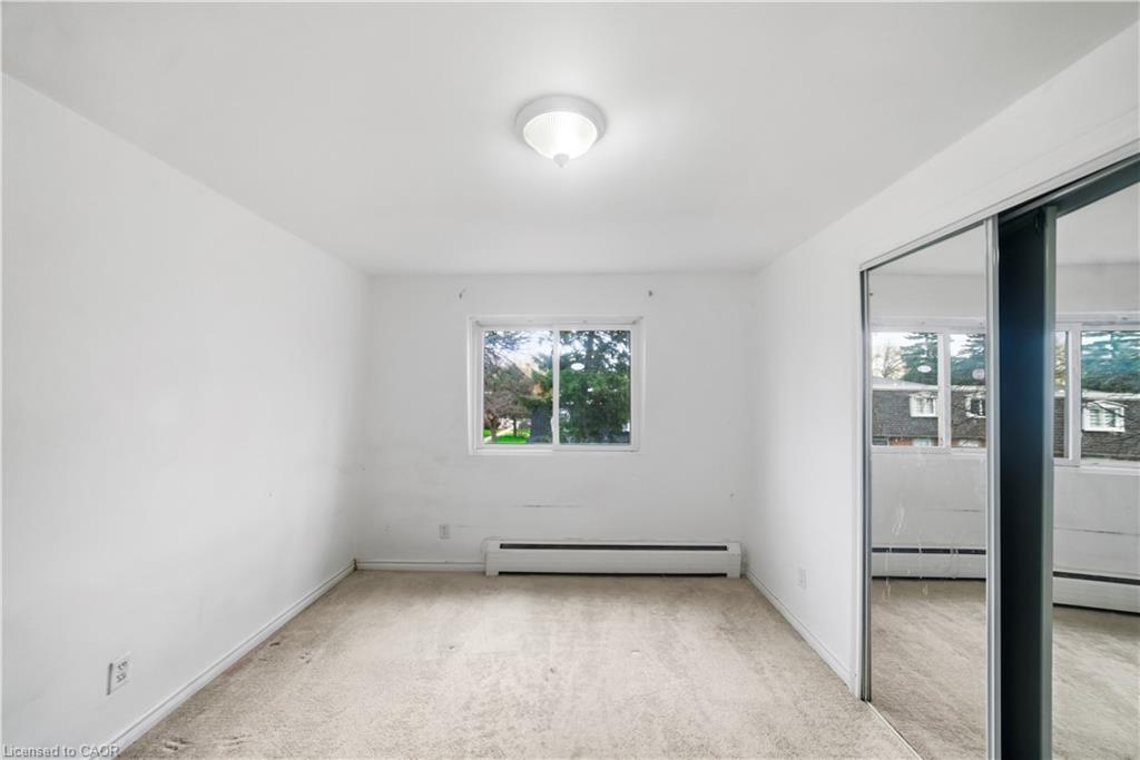 10-76 Borden Parkway Property Photo 10