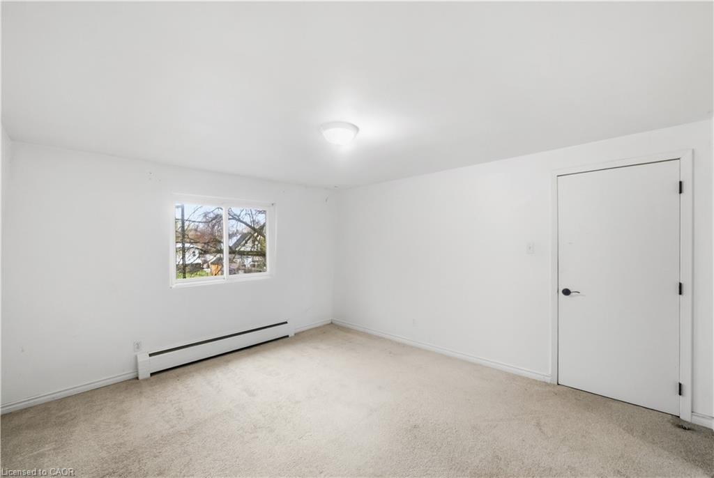 10-76 Borden Parkway Property Photo 13