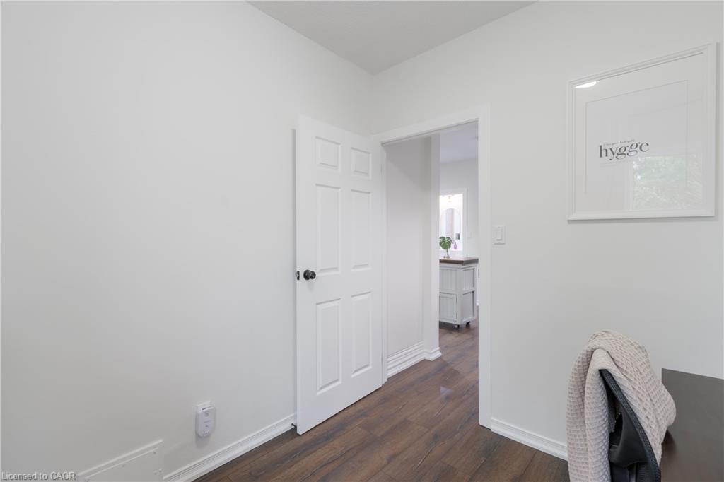 46 Murray Street E Property Photo 40