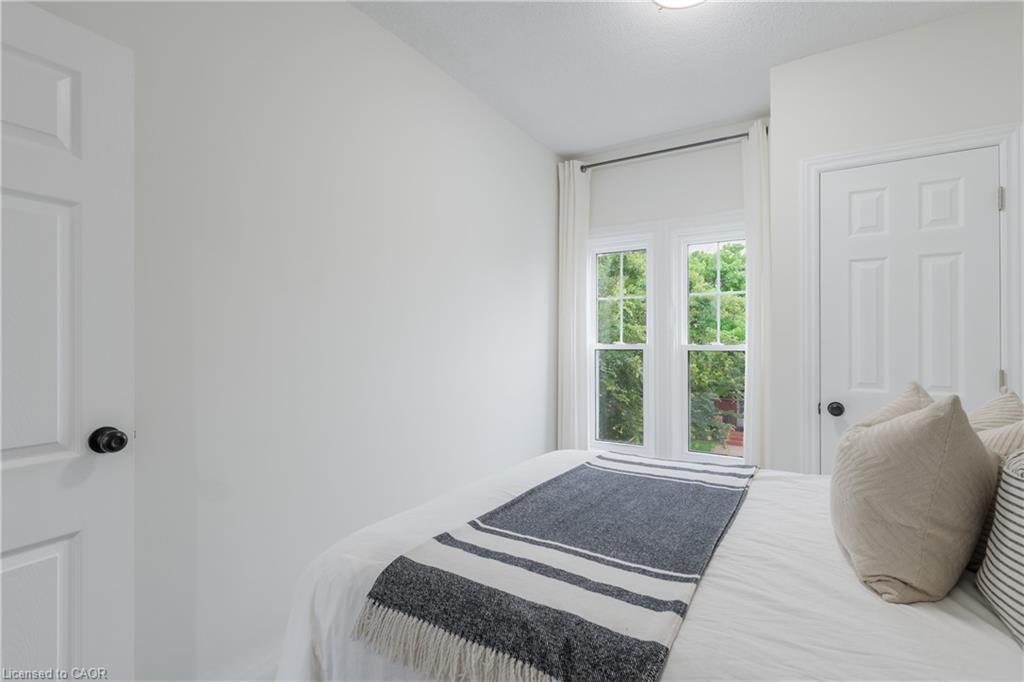 46 Murray Street E Property Photo 42