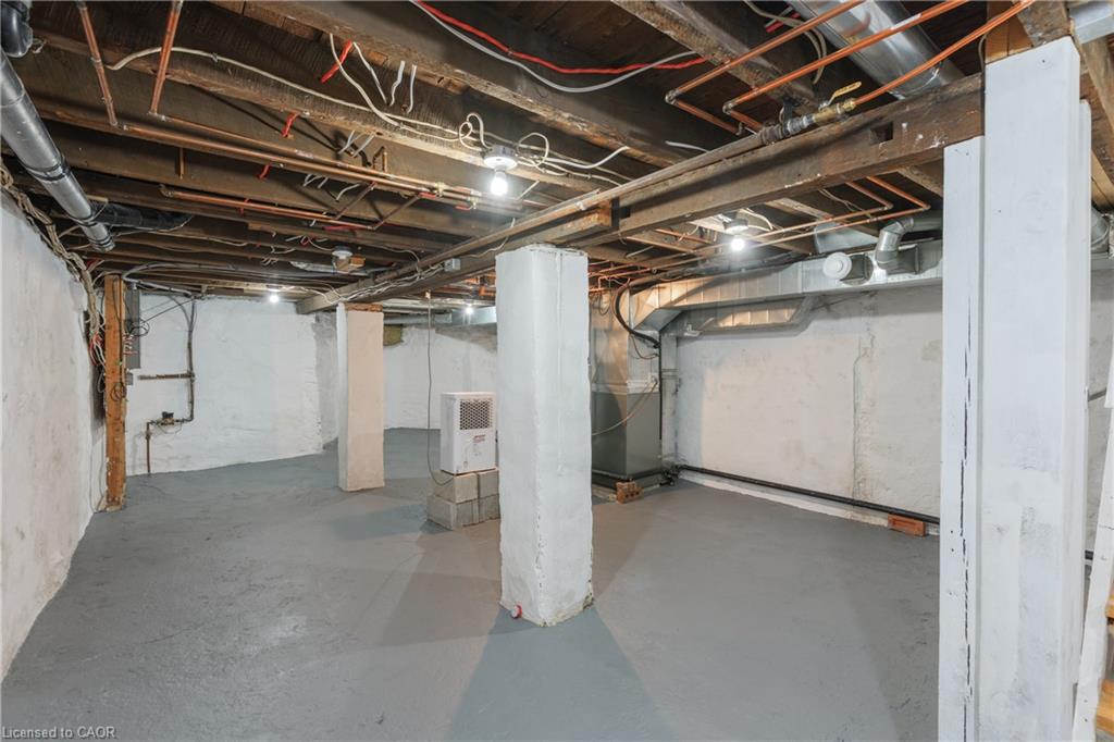46 Murray Street E Property Photo 44