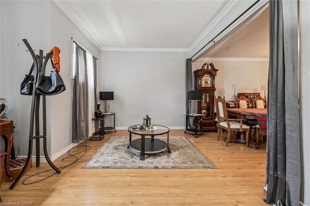 27 Roseview Avenue Property Photo 11