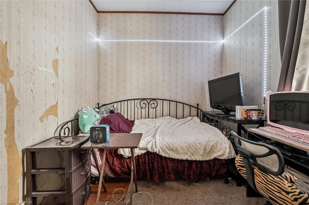 27 Roseview Avenue Property Photo 17