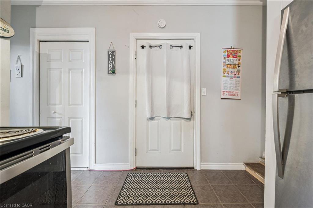27 Roseview Avenue Property Photo 30