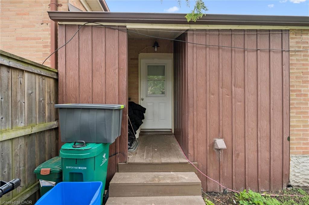 27 Roseview Avenue Property Photo 32