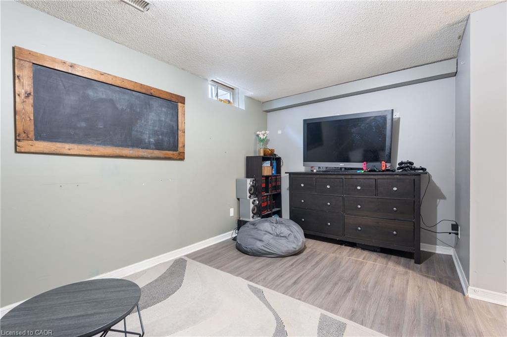 D-149 Brantwood Park Road Property Photo 19