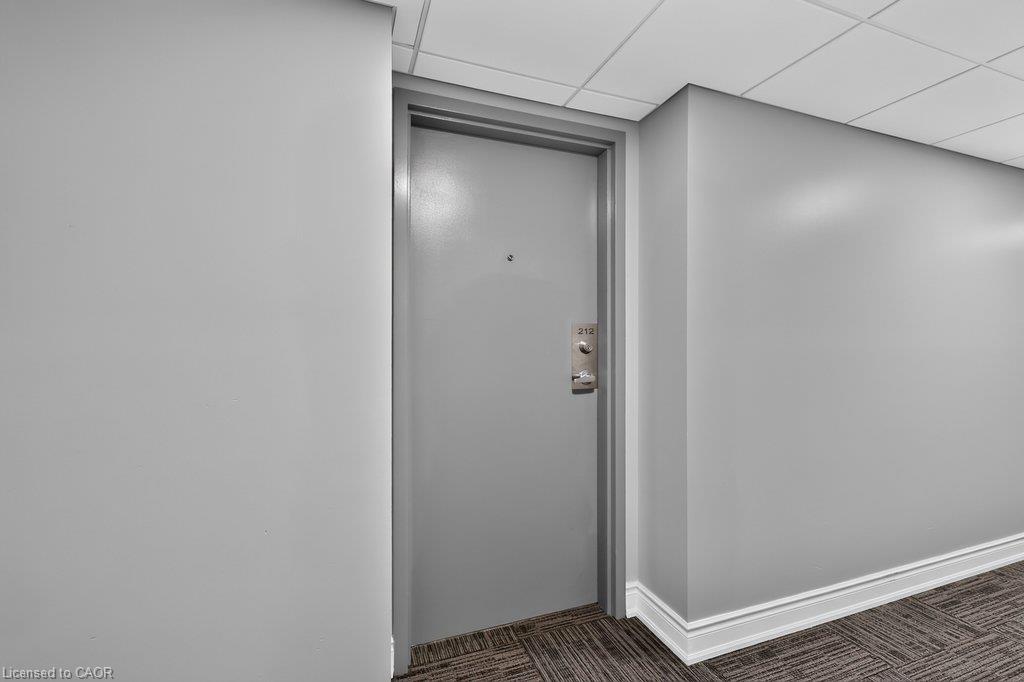 212-3499 Upper Middle Road Property Photo 6