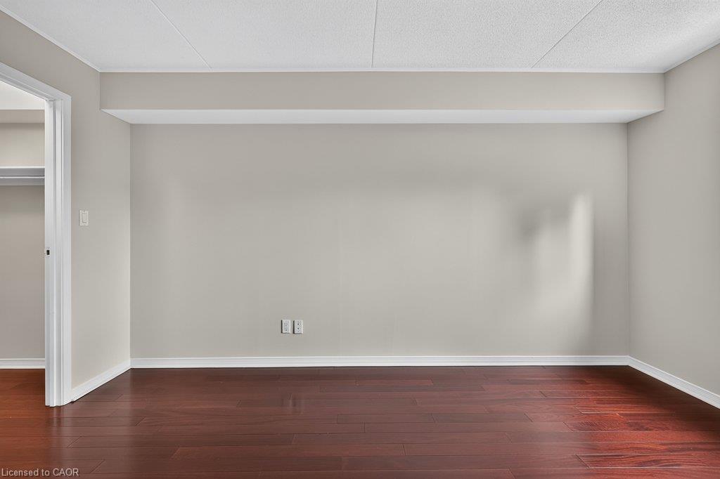 212-3499 Upper Middle Road Property Photo 23