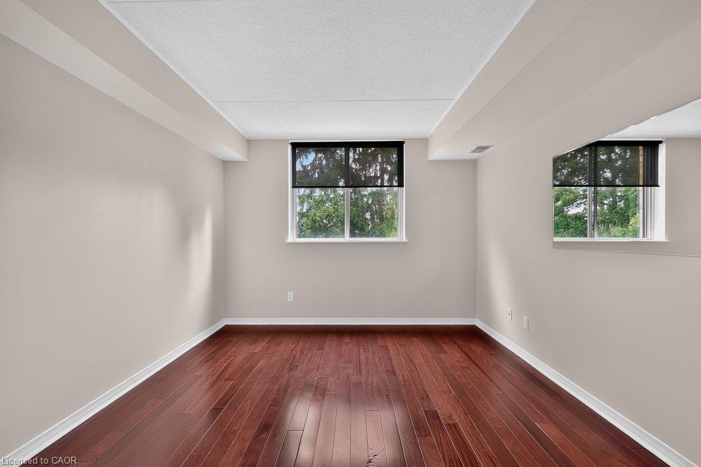 212-3499 Upper Middle Road Property Photo 26
