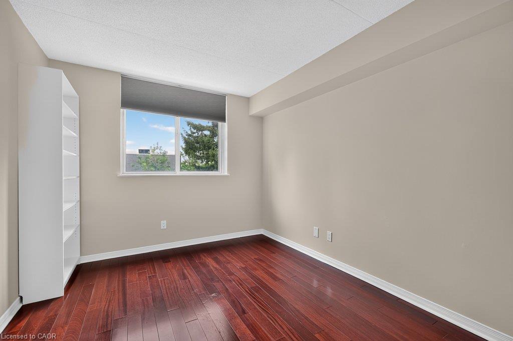 212-3499 Upper Middle Road Property Photo 29