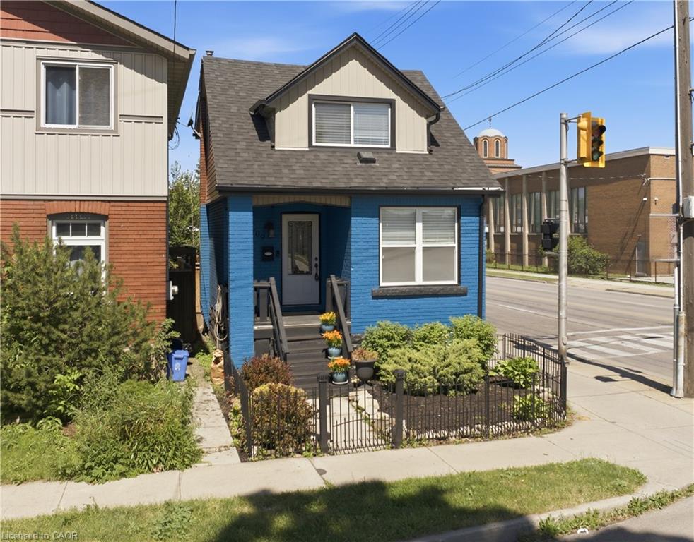 309 Cope Street Property Photo 4