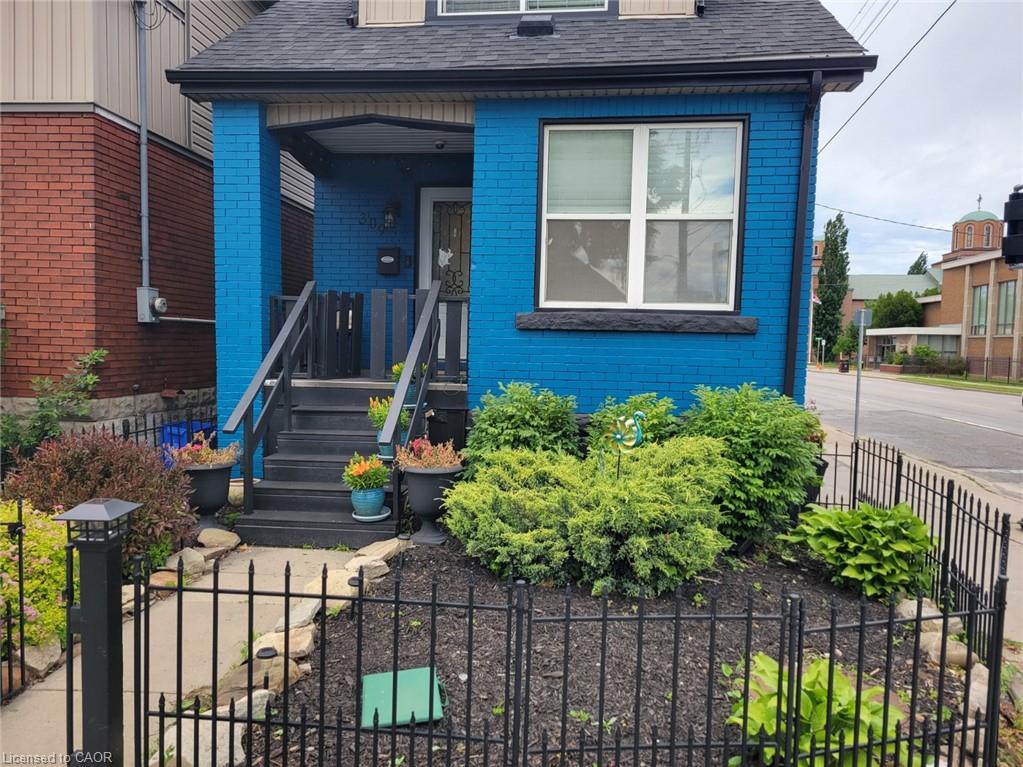 309 Cope Street Property Photo 5
