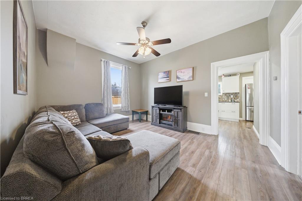 64 Richardson Street Property Photo 6