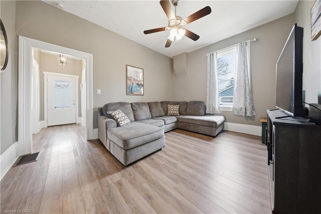 64 Richardson Street Property Photo 8