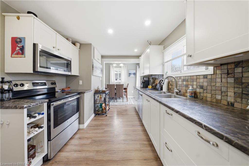 64 Richardson Street Property Photo 10