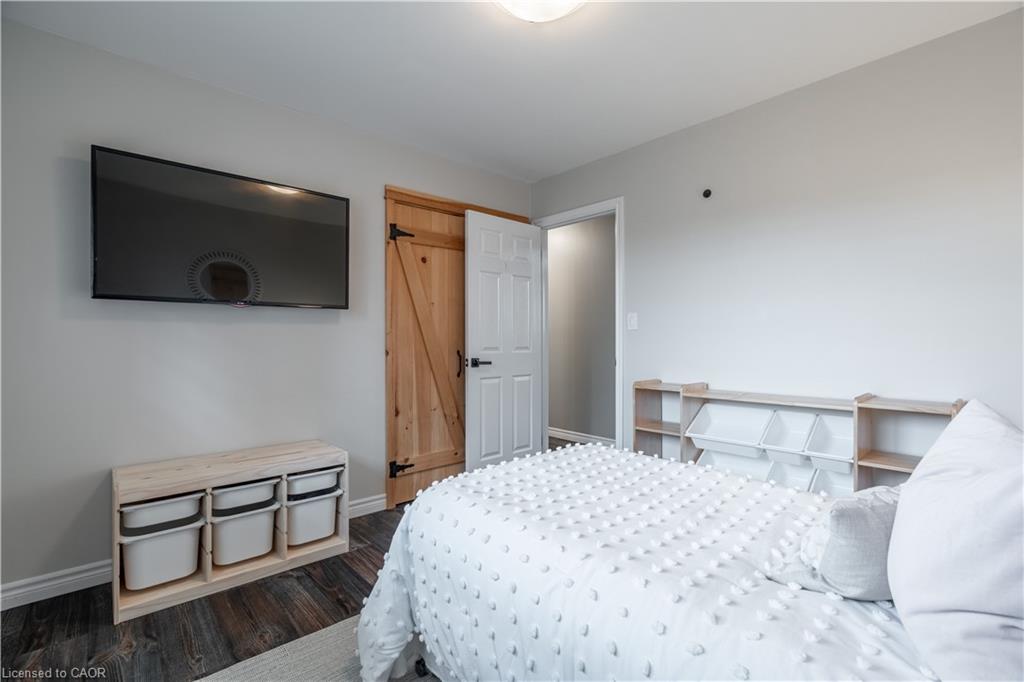 368 Caithness Street Property Photo 19