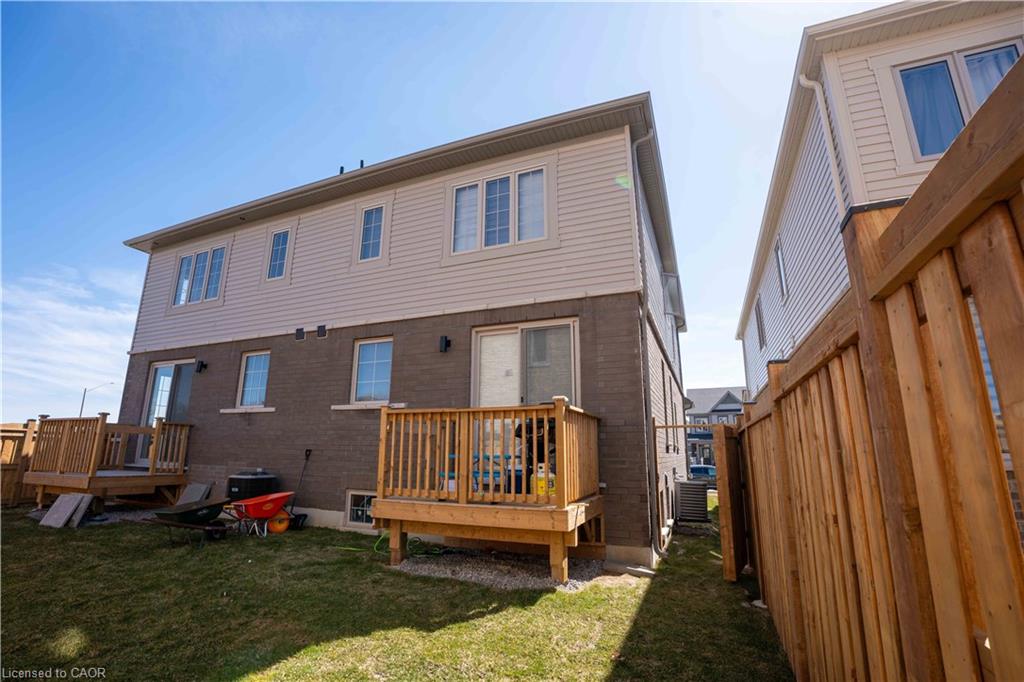 111 Sagewood Avenue Property Photo 22