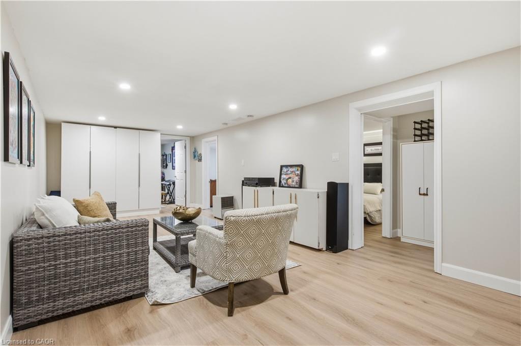 47 Kensington Avenue Property Photo 28