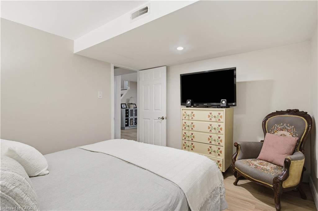 47 Kensington Avenue Property Photo 30