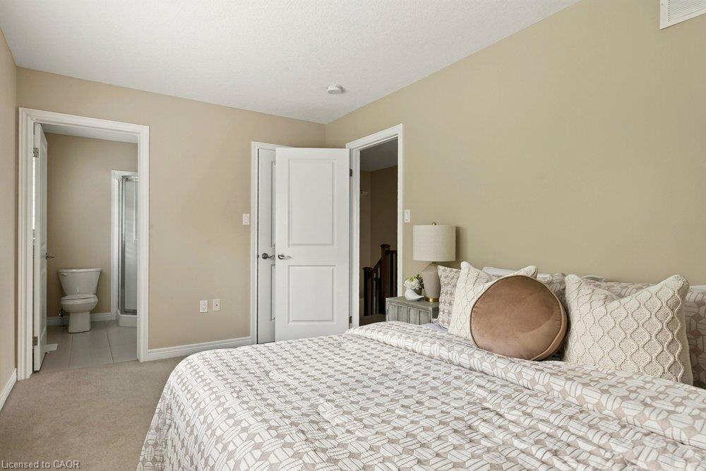 44 Westbank Trail Property Photo 33