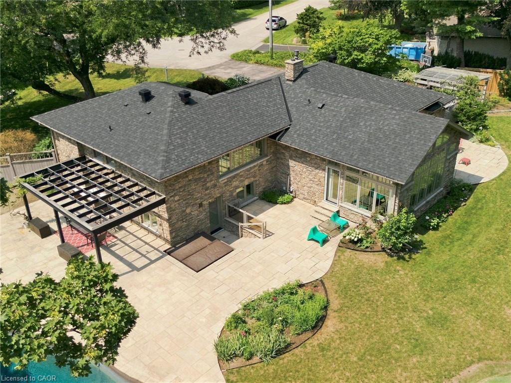2076 Glenforest Crescent Property Photo 43