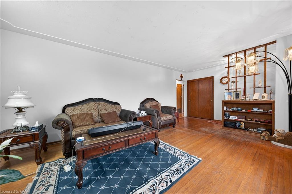 113 Plymouth Road Property Photo 7