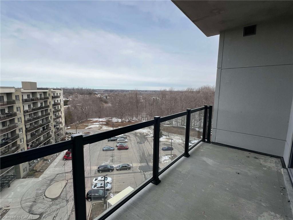606-1000 Lackner Place Property Photo 3