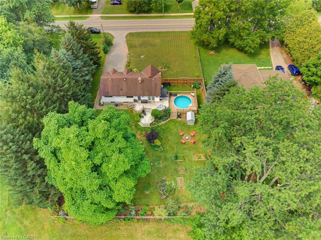 200 Lynden Road Property Photo 2