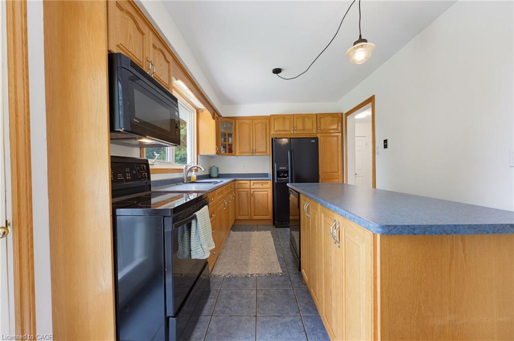 200 Lynden Road Property Photo 12