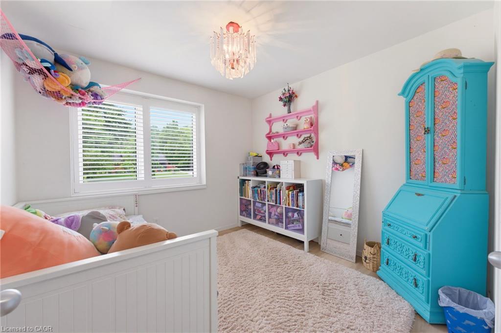 200 Lynden Road Property Photo 15